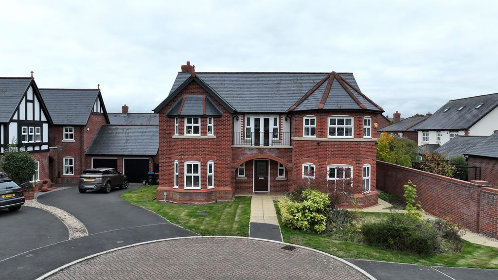 Property photo 2 of 40