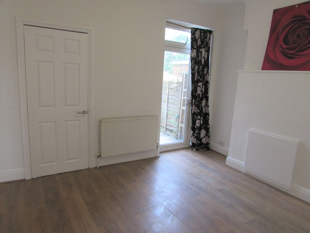 Property photo 3 of 10 Gallery