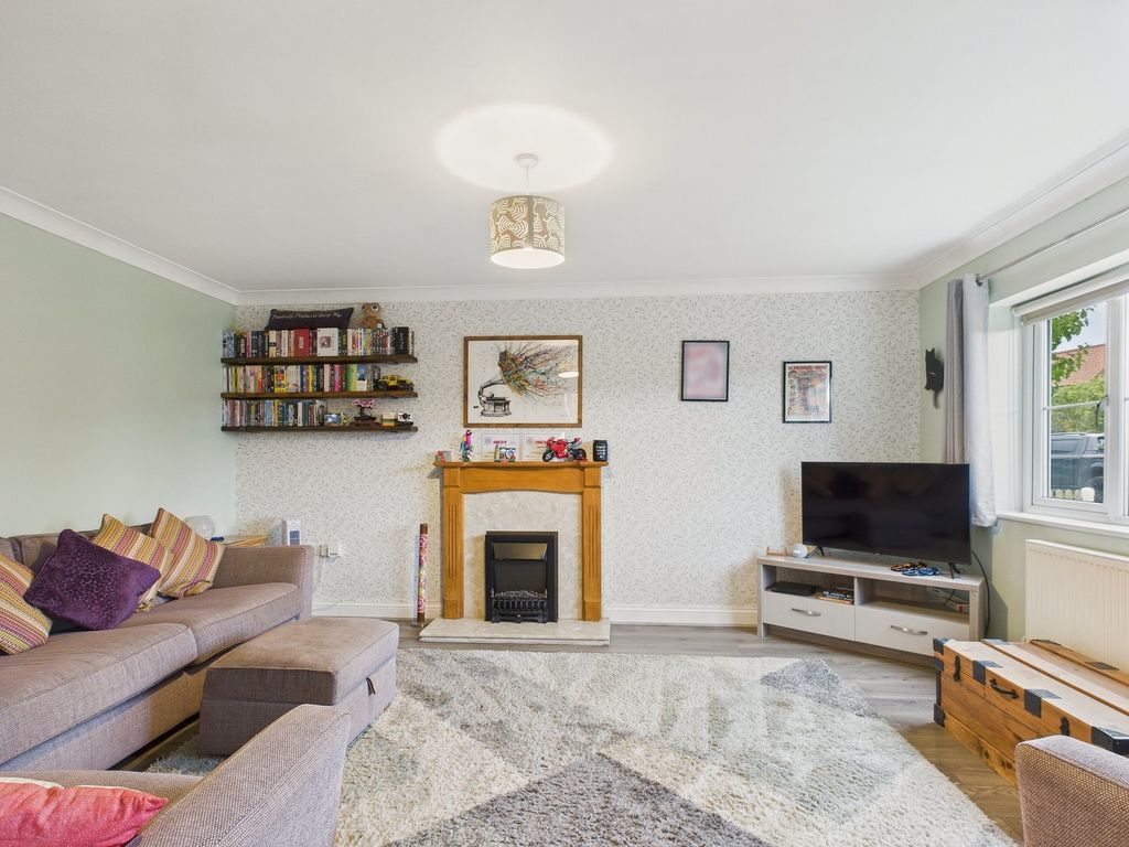 Property photo 3 of 19