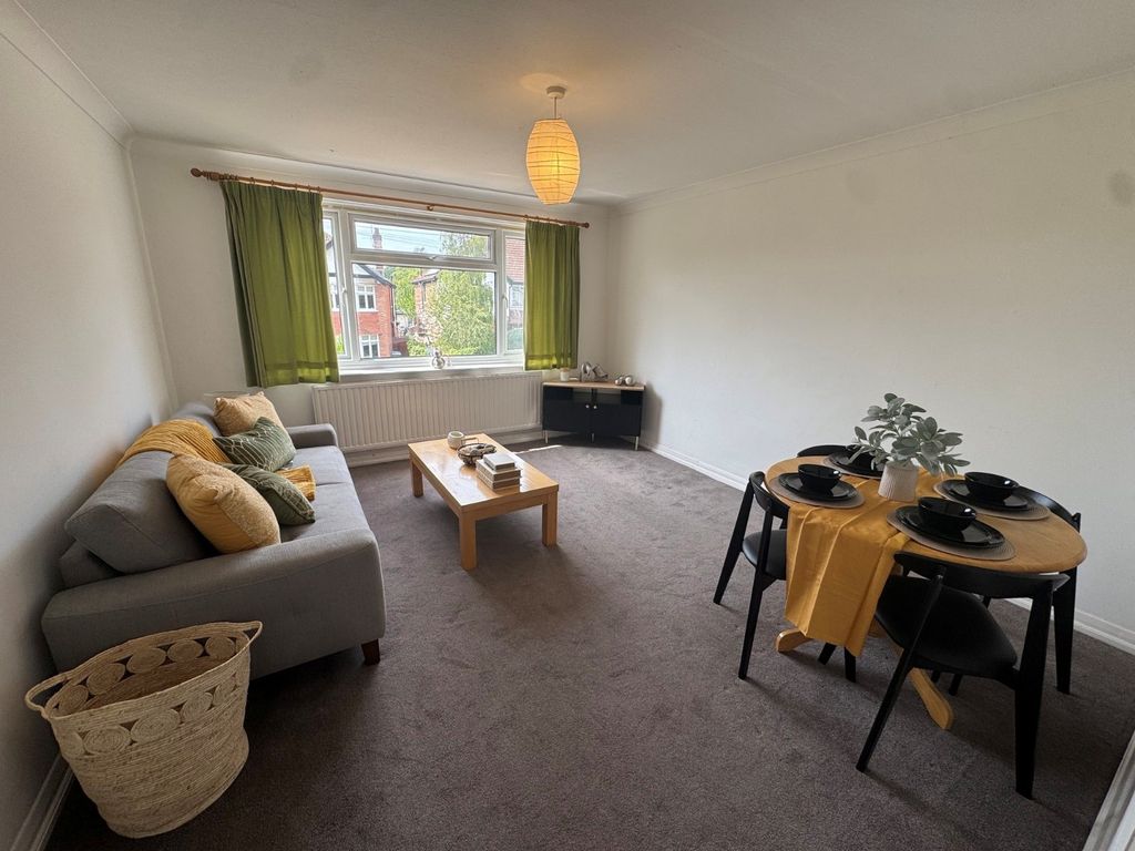 Property photo 2 of 11 Picture No. 23