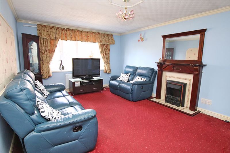 Property photo 3 of 16 Photo 12