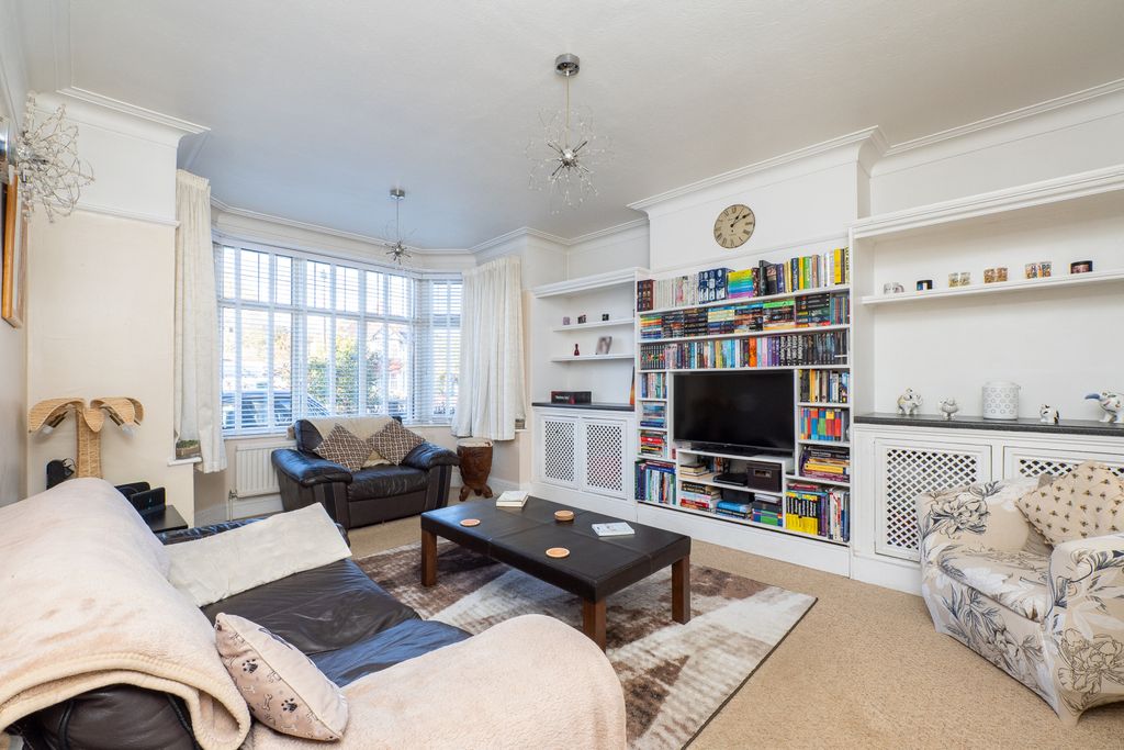 Property photo 2 of 23 Picture No. 04