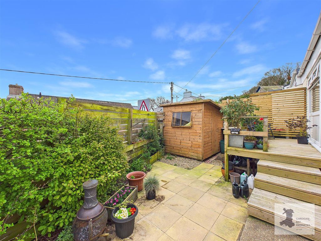 Property photo 2 of 29 Rear Garden