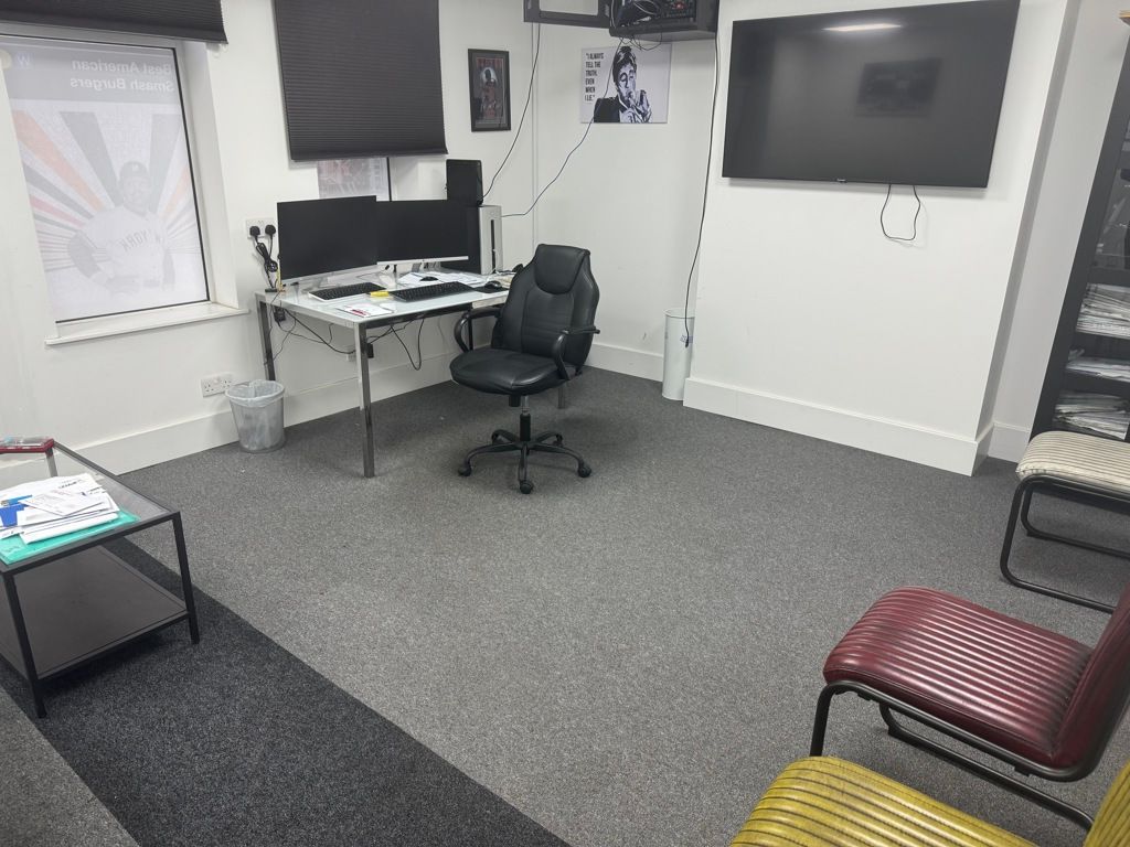 Property photo 2 of 12 Photo 1