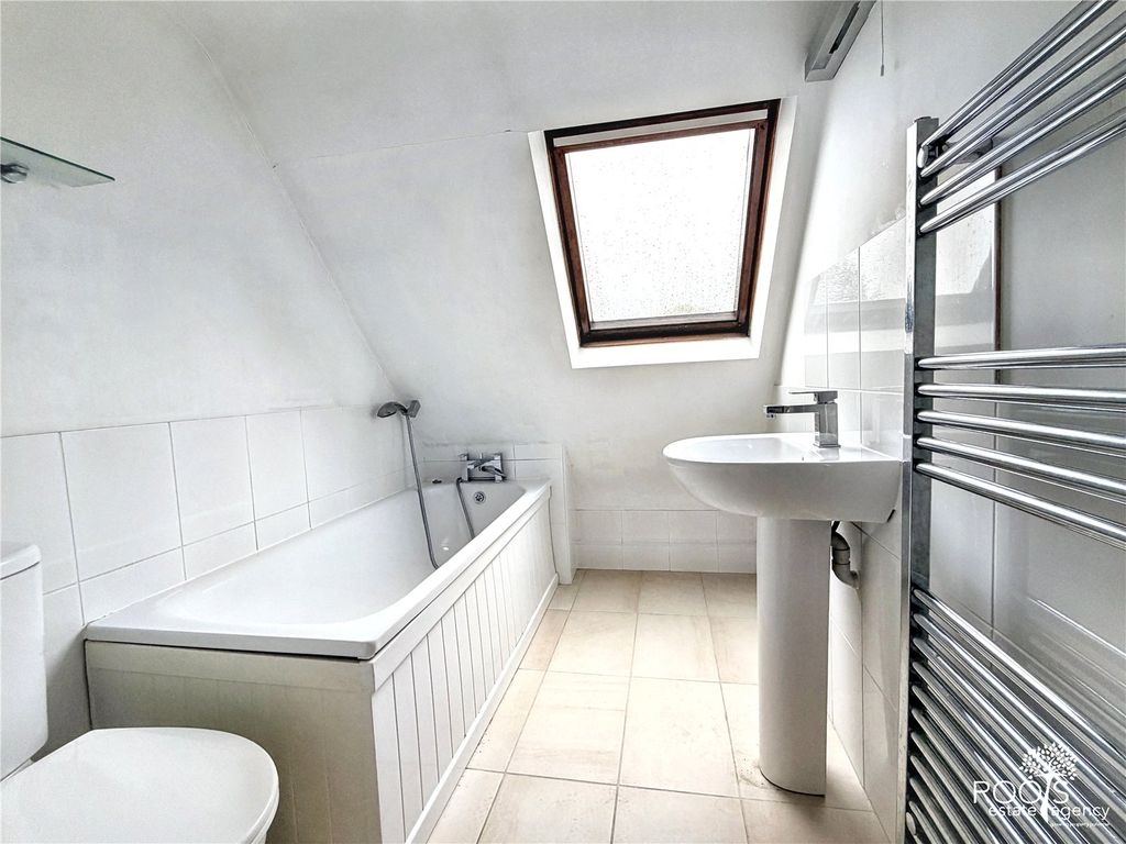 Property photo 3 of 10 Picture No. 08