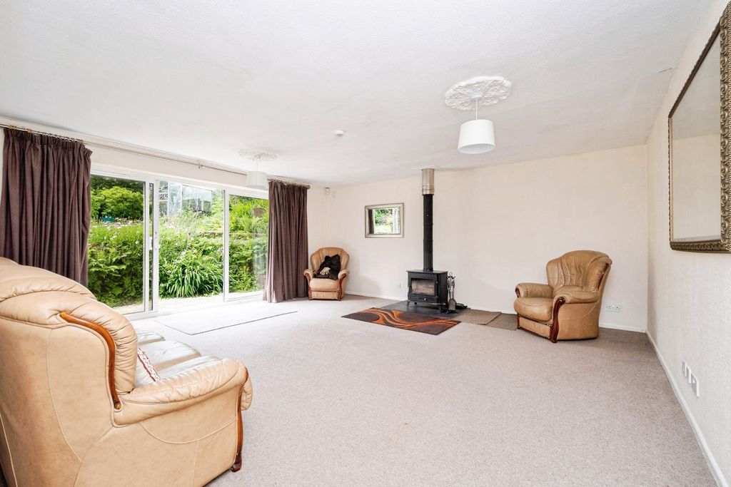 Property photo 2 of 18 Pbox-Img.Jpg