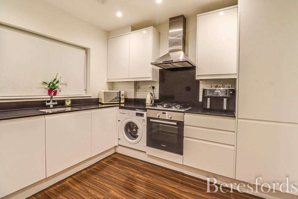 Property photo 2 of 13 Picture No. 05