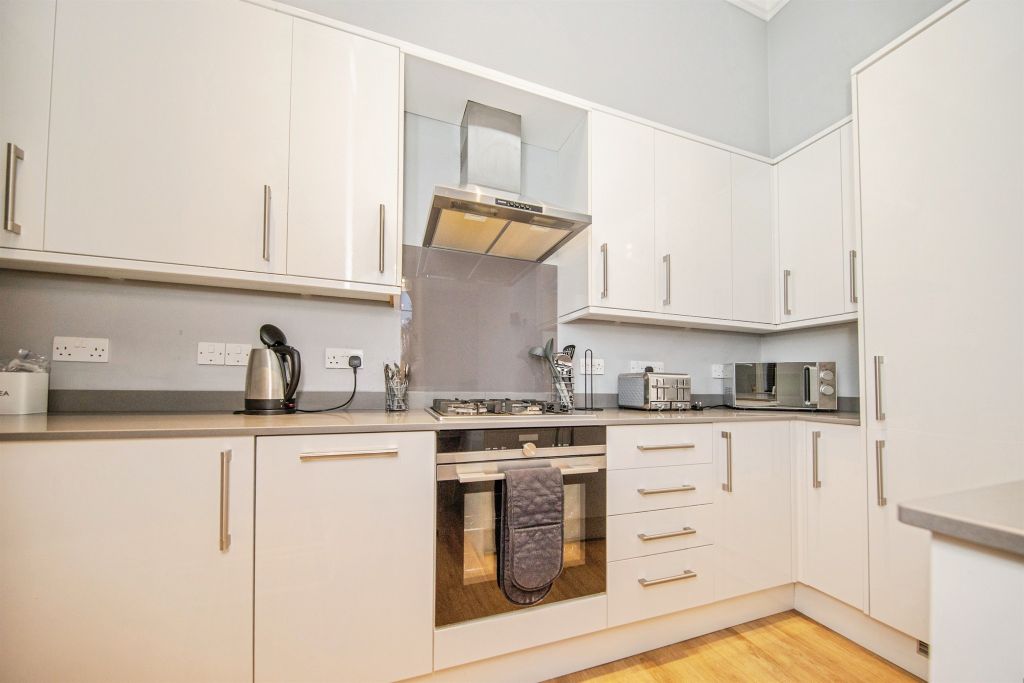 Additional image 8 of 3 bed flat for saleRibbans Park Road, Ipswich IP3