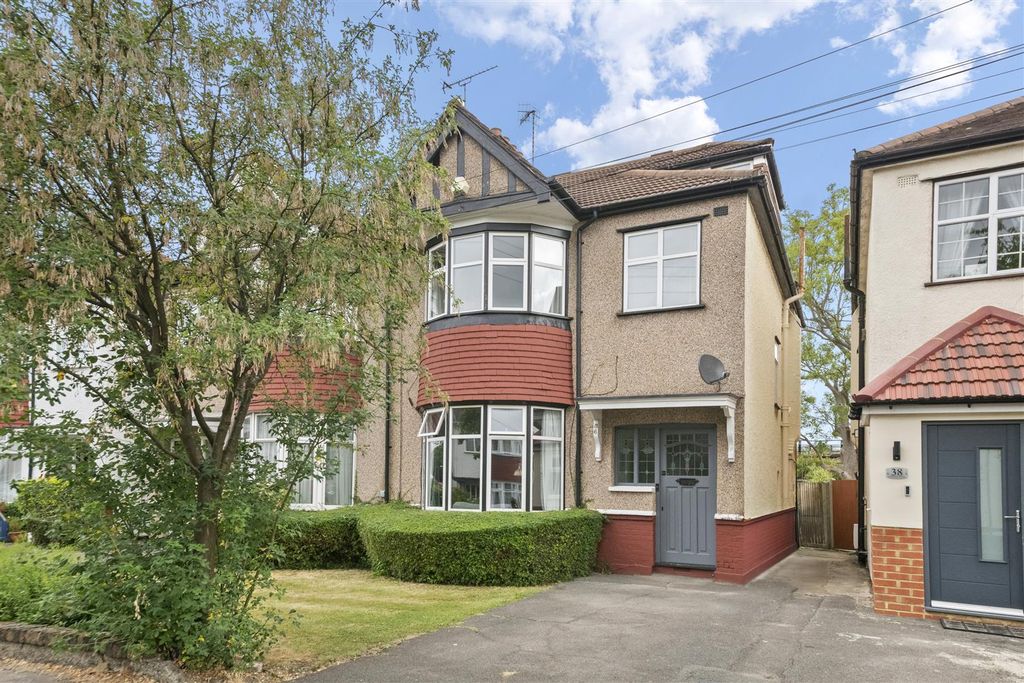 Property photo 1 of 16