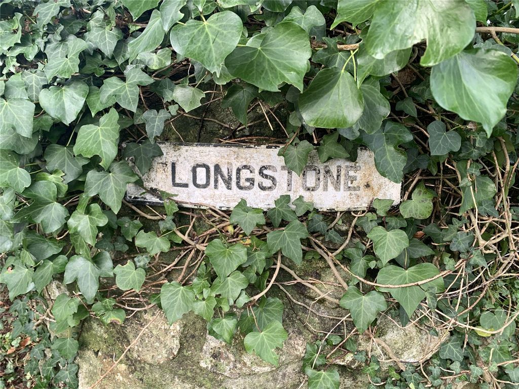 Property photo 2 of 20 Picture No. 22