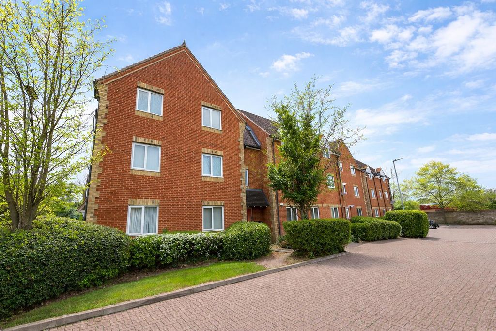 Property photo 1 of 14