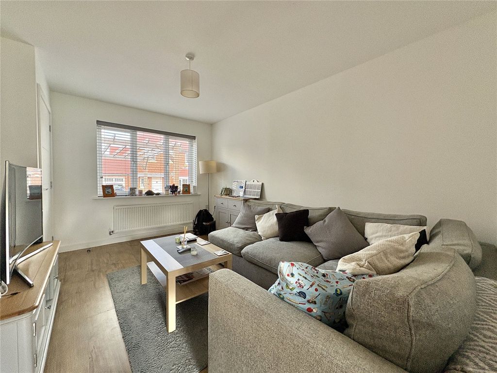 Property photo 2 of 11 Picture No. 01