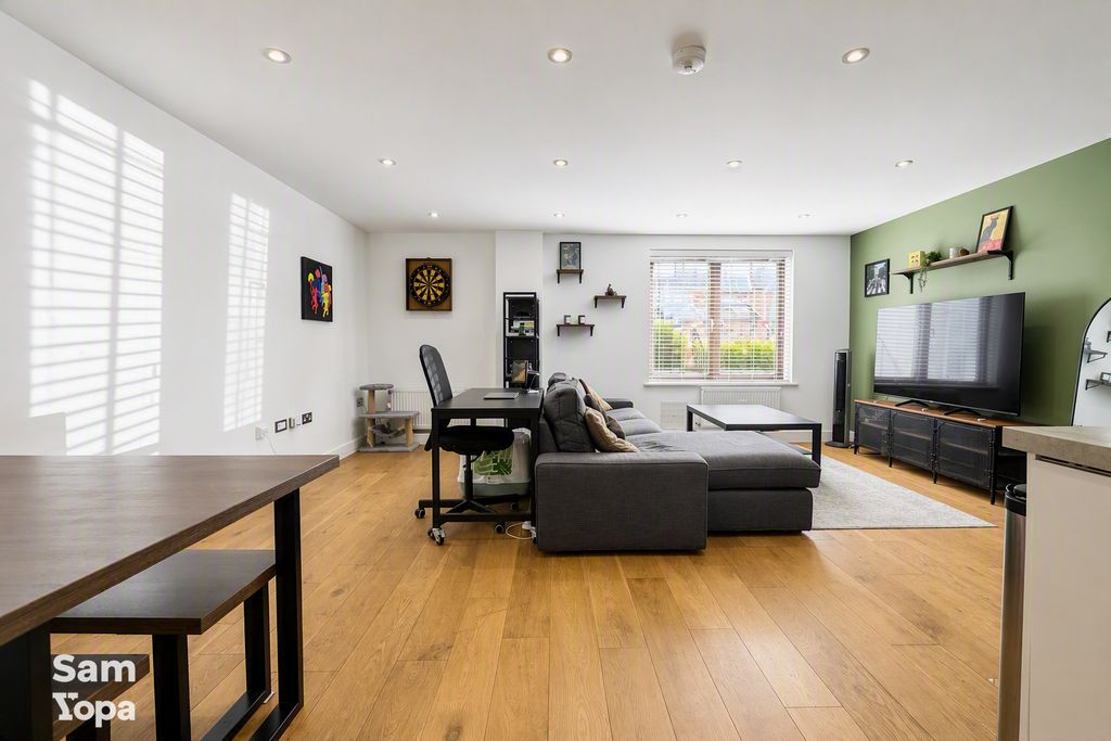 Property photo 1 of 21 Img_0020