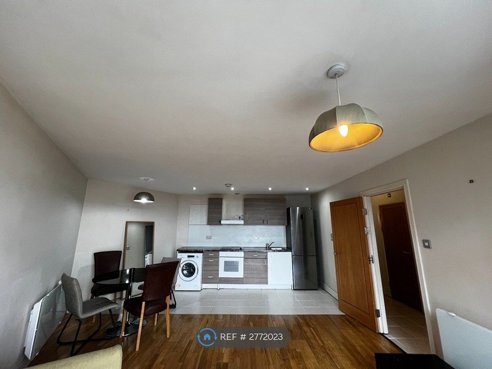 Property photo 2 of 13