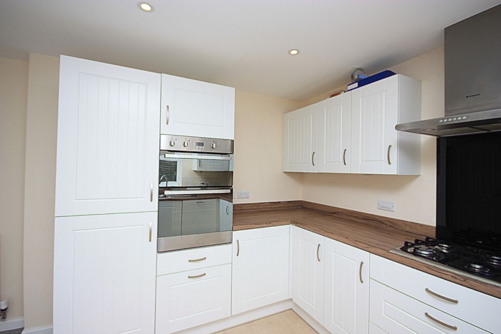 Property photo 2 of 12 Image 1