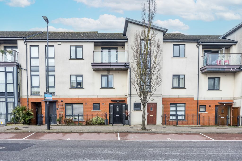 Property photo 1 of 19