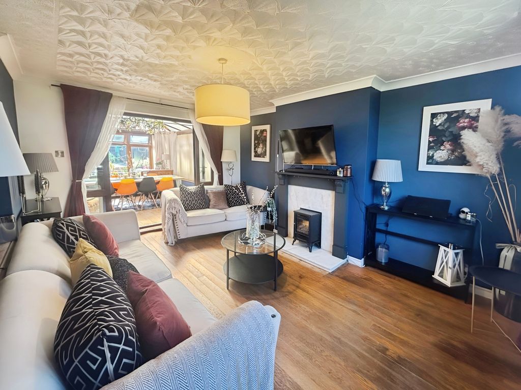 Property photo 3 of 17 254d230F-Whatsapp 20Image 202025-05-02 20At 209.19