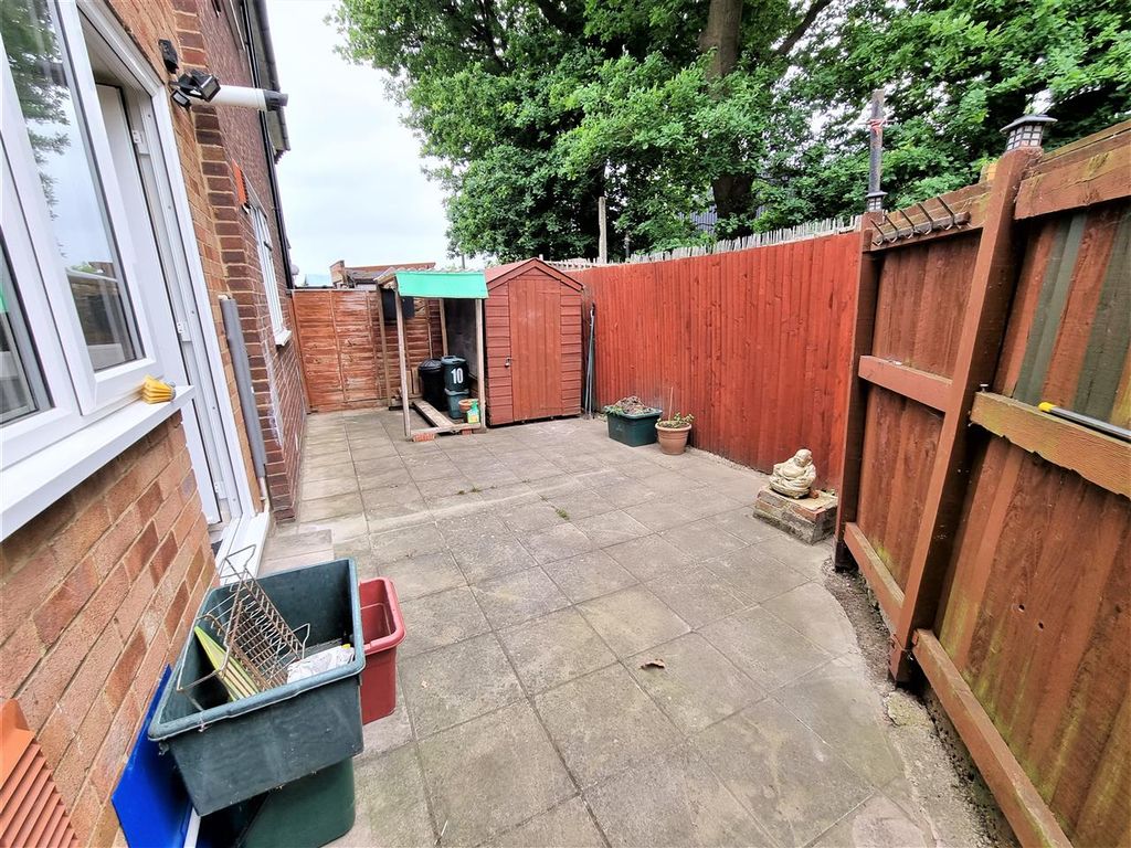 Property photo 2 of 4