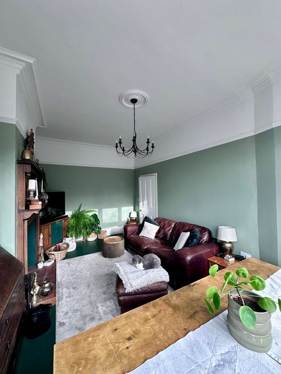 Property photo 3 of 40