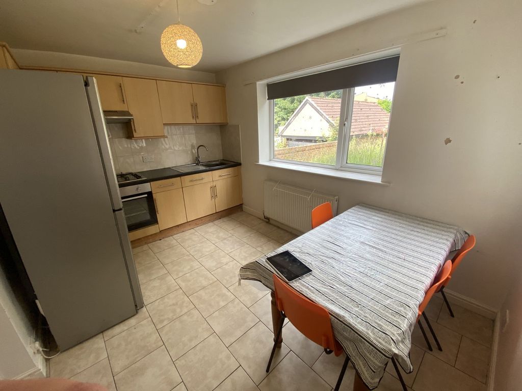 Property photo 1 of 15 Picture No. 09