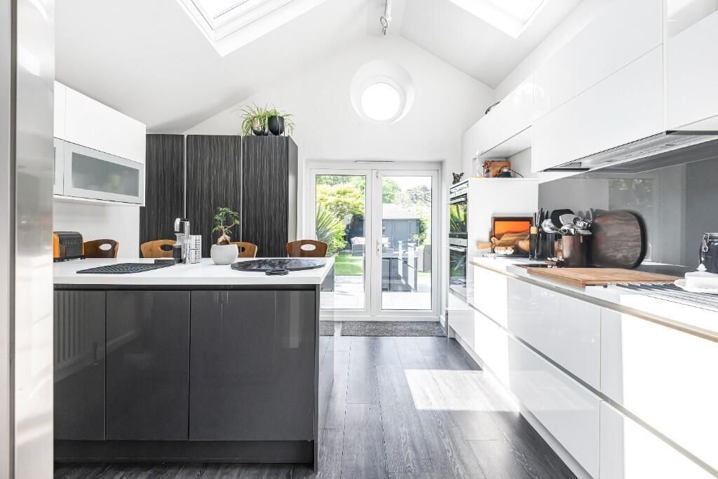 Property photo 3 of 29 Kitchen.Jpeg