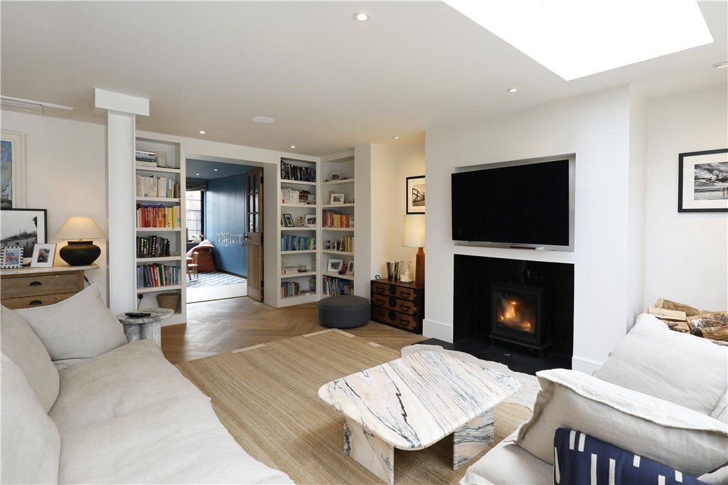 Property photo 2 of 15 Picture No. 22