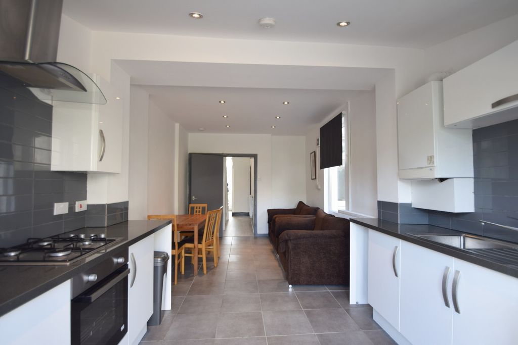 Property photo 1 of 8 Photo 1