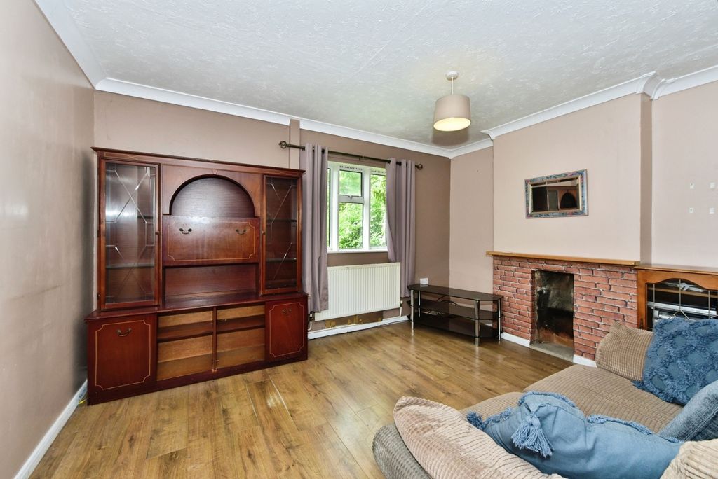 Property photo 3 of 17 Pbox-Img.Jpg
