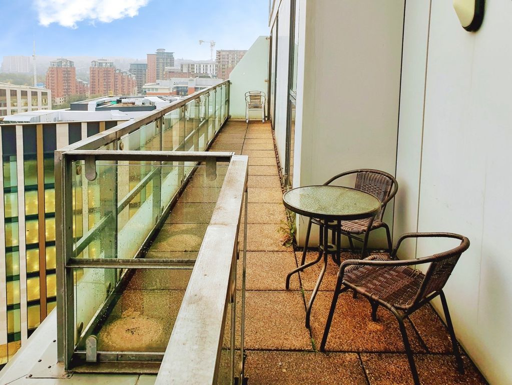 Additional image 7 of 2 bed flat to rentWest Point, Wellington Street, Leeds, West Yorkshire LS1