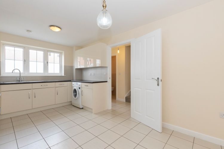 Property photo 3 of 10 334529