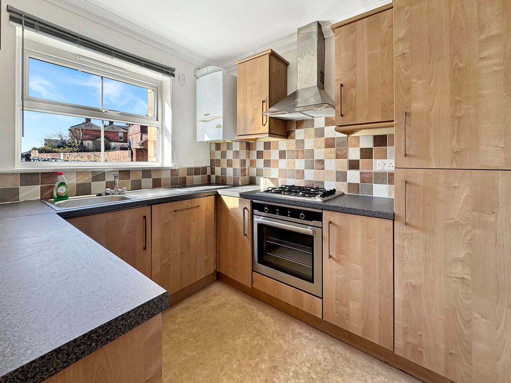 Property photo 3 of 17 Photo 10