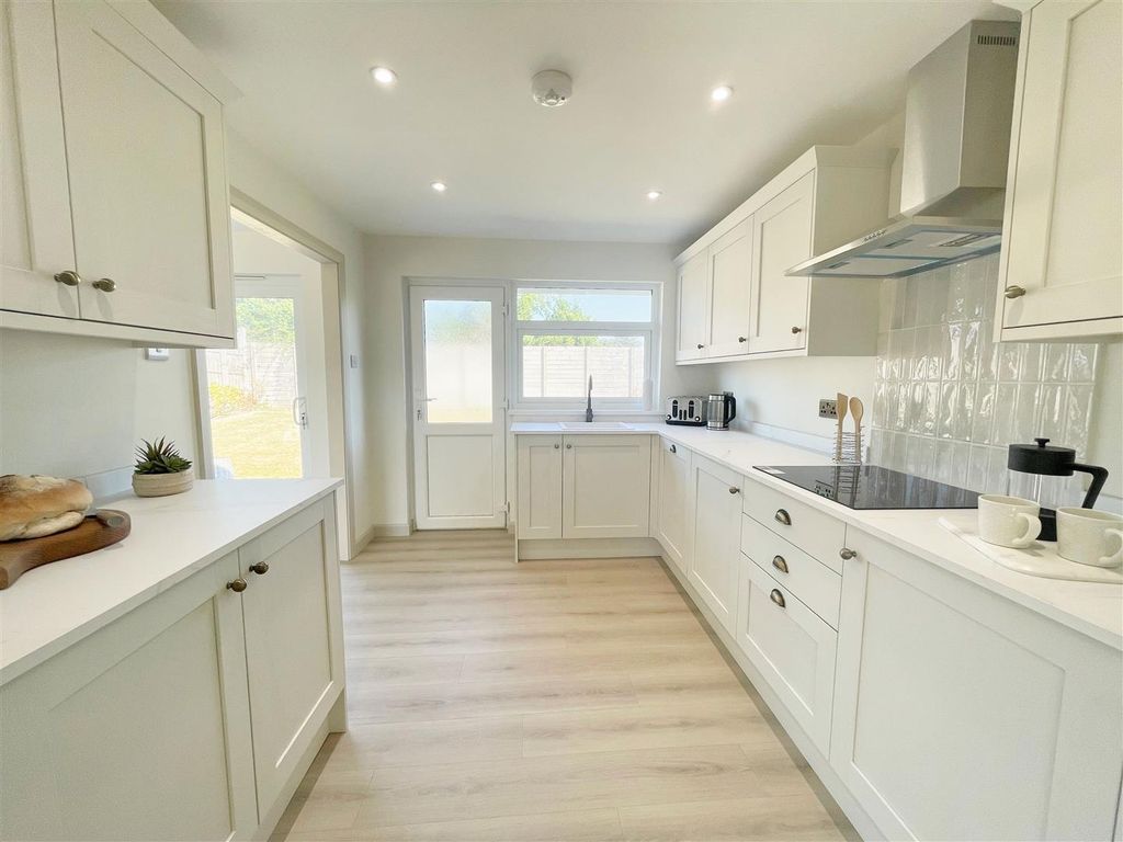 Property photo 3 of 15 3.Jpg