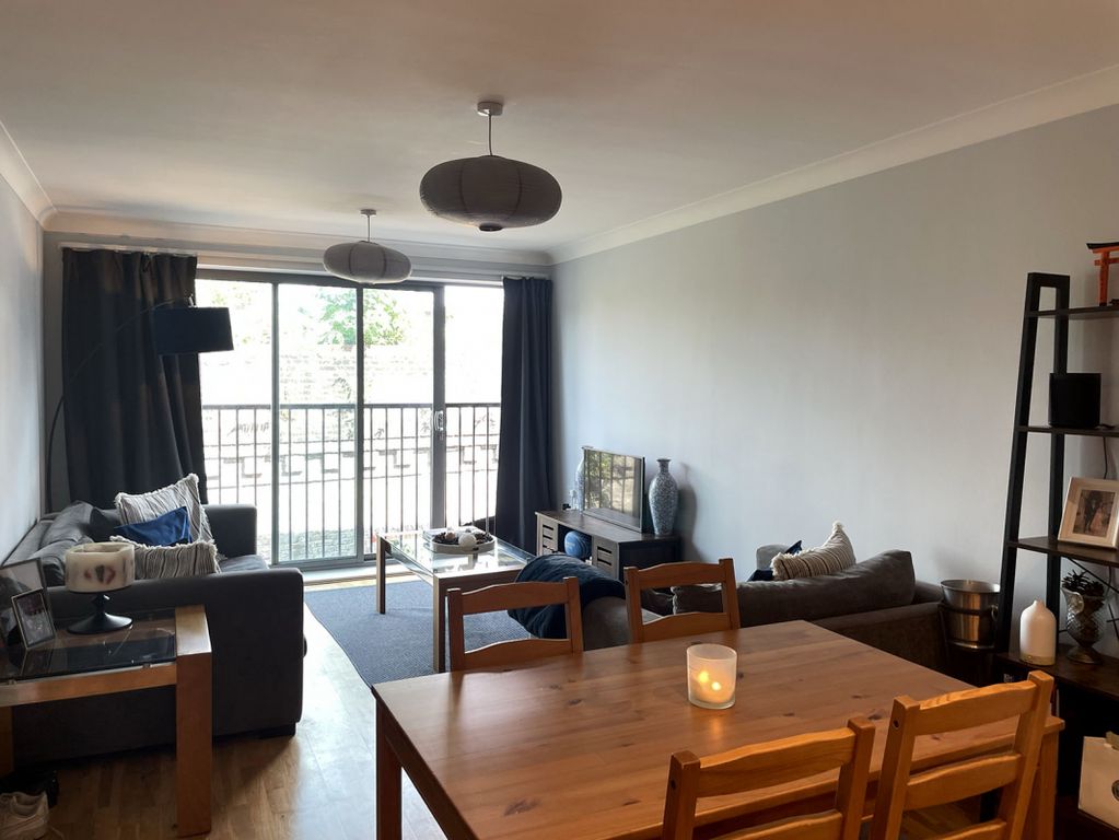 Property photo 3 of 35