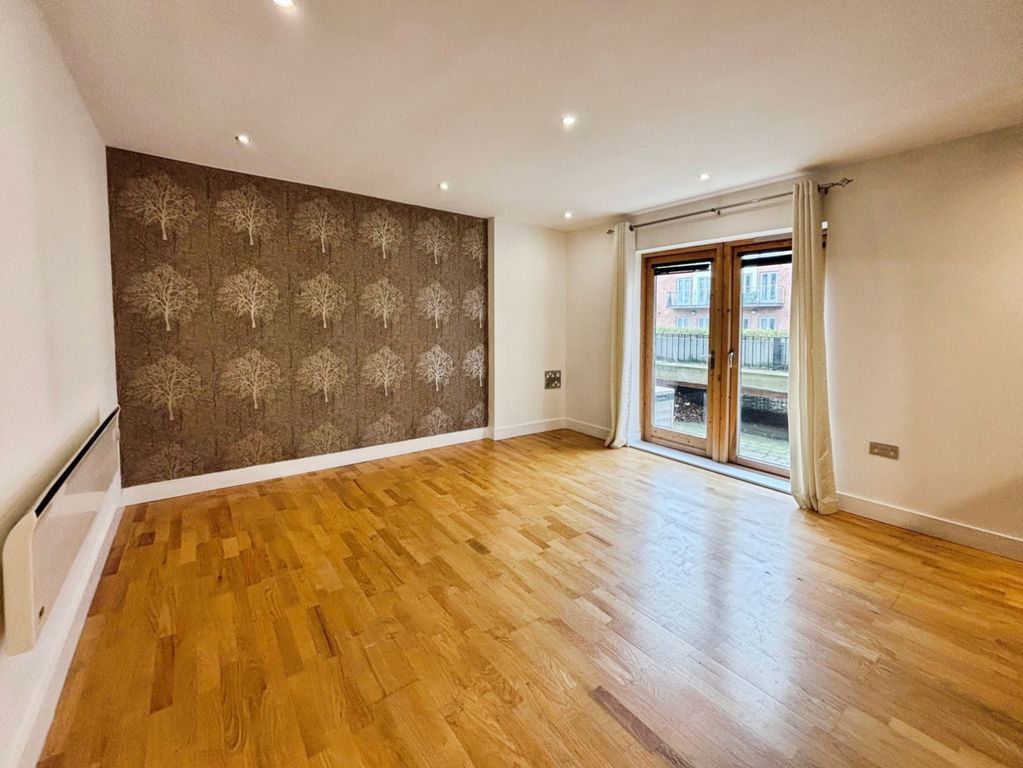 Property photo 3 of 12 Pbox-Img.Jpeg