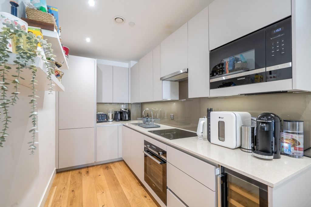 Property photo 2 of 13 1510636 (11)