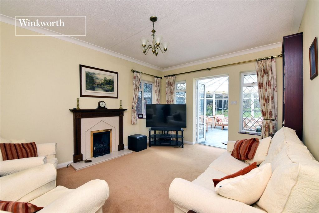 Property photo 2 of 21 Picture No. 04