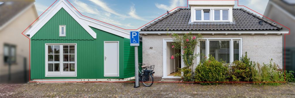 Property photo 2 of 23