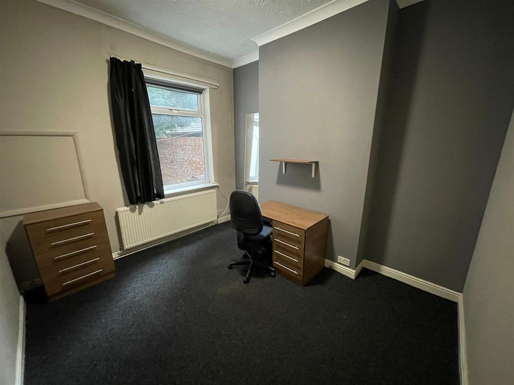 Property photo 2 of 9 101 2.Jpg