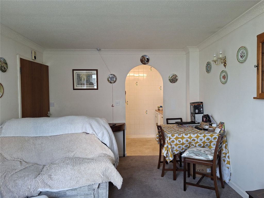 Property photo 3 of 7 Living/Dining Room