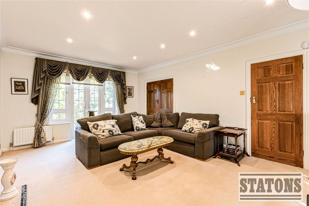 Property photo 3 of 22 Picture No. 87