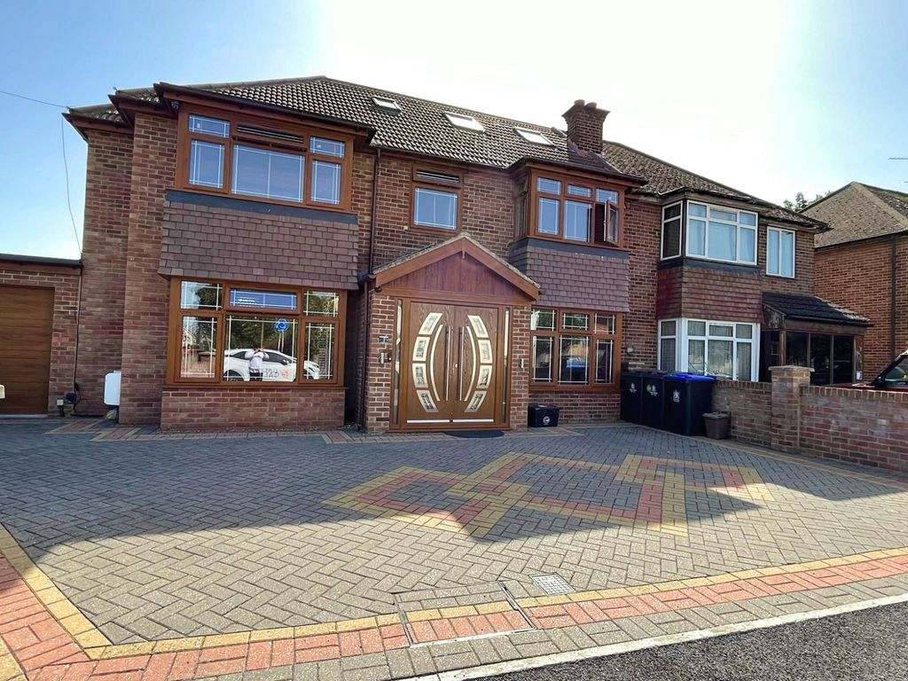 Property photo 1 of 15 Fe4716B7Cbb183Dda7664712Fa7Cb331Aabb4B26