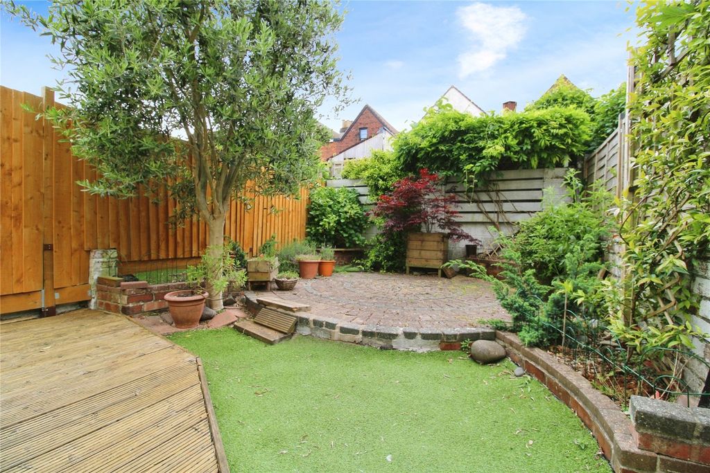 Property photo 1 of 18 Picture No. 16