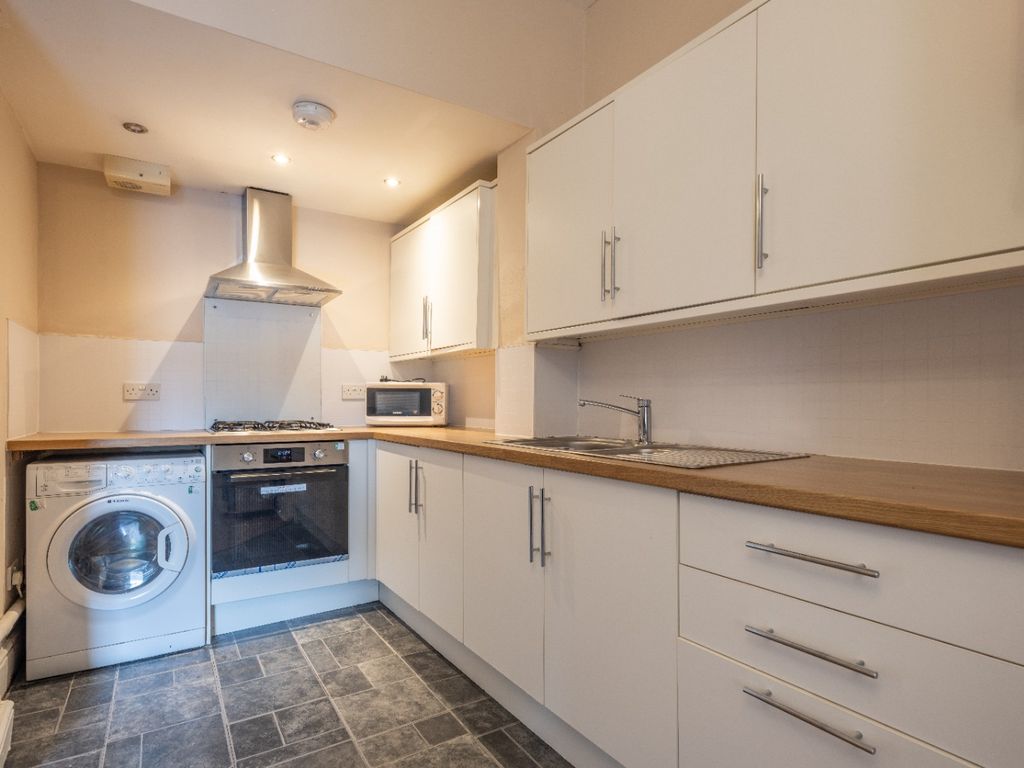 Property photo 3 of 8 3708133