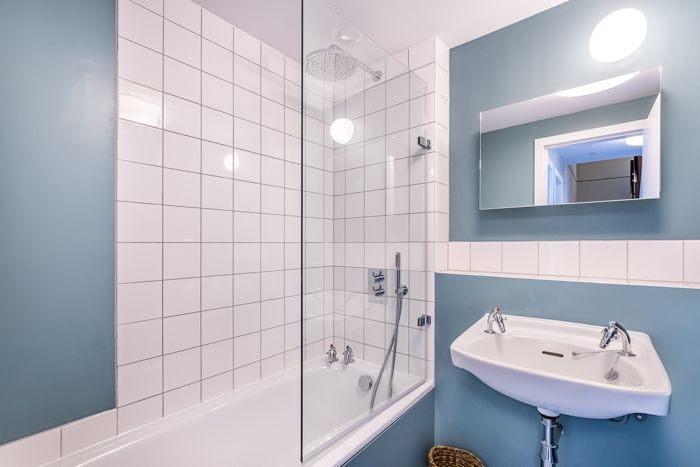 Property photo 2 of 11 83 Balfron Tower,...