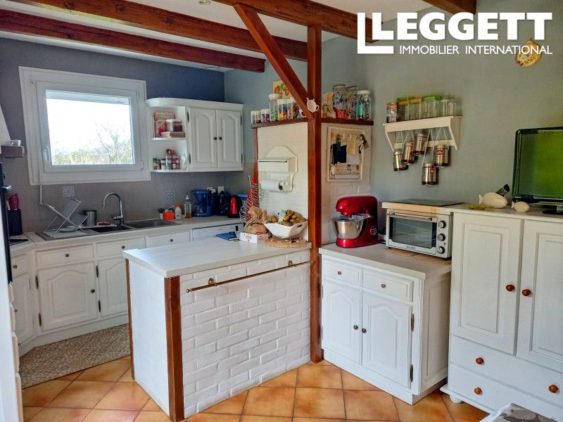 Property photo 3 of 10