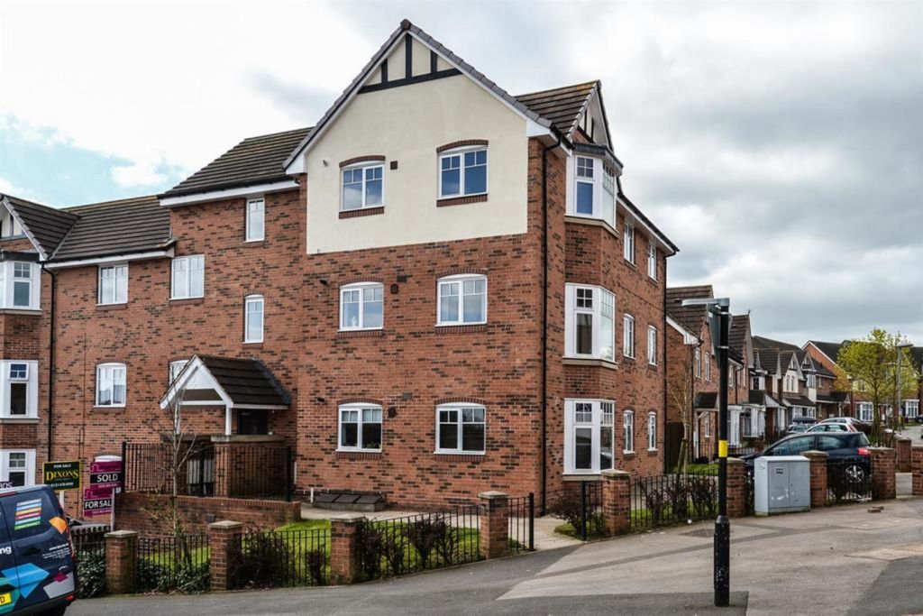 Property photo 1 of 6