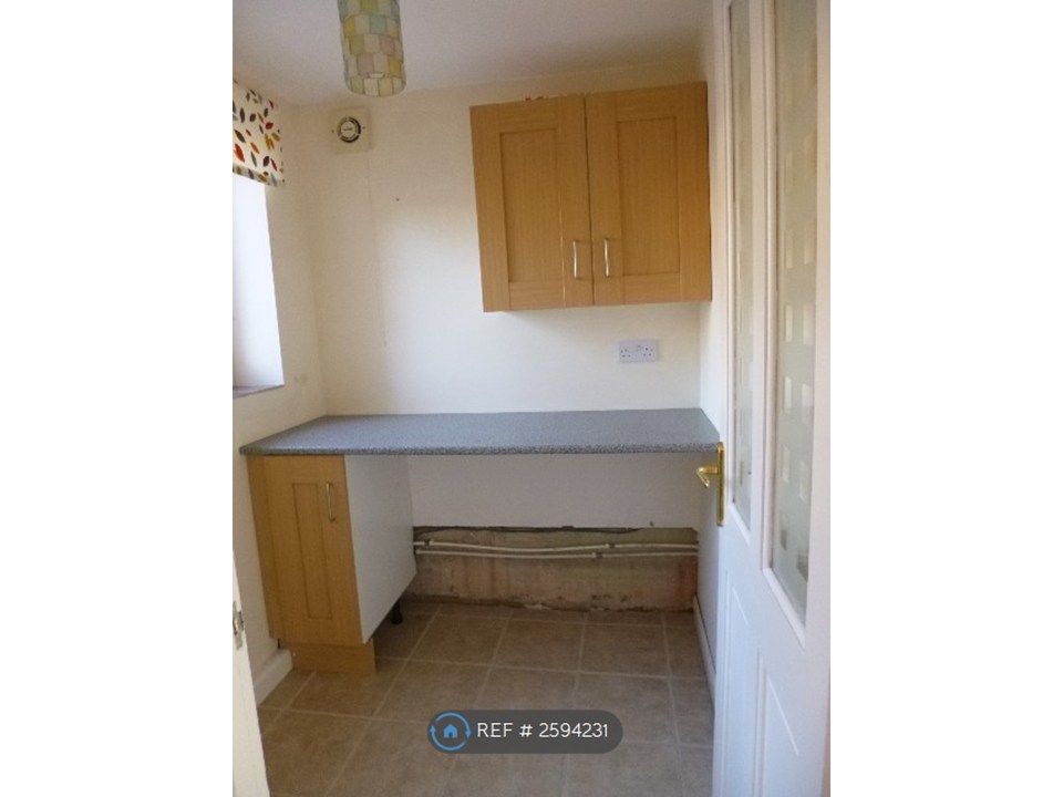 Property photo 3 of 24