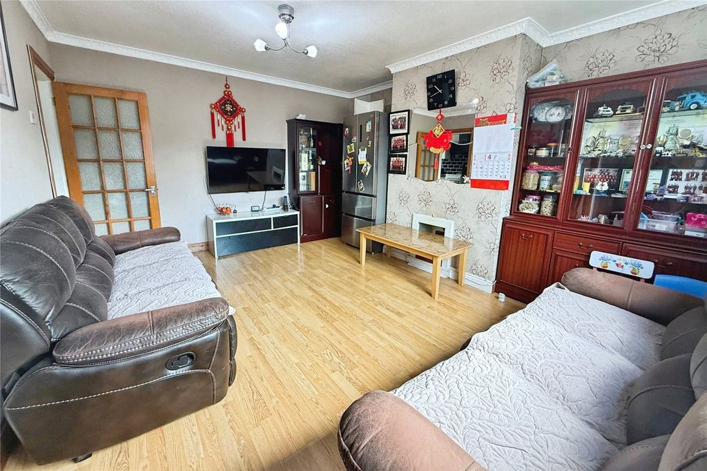 Property photo 2 of 12 Picture No. 07