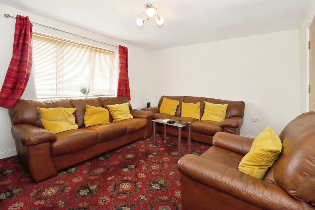 Property photo 2 of 16 Photography