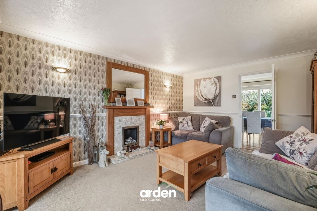 Property photo 3 of 13